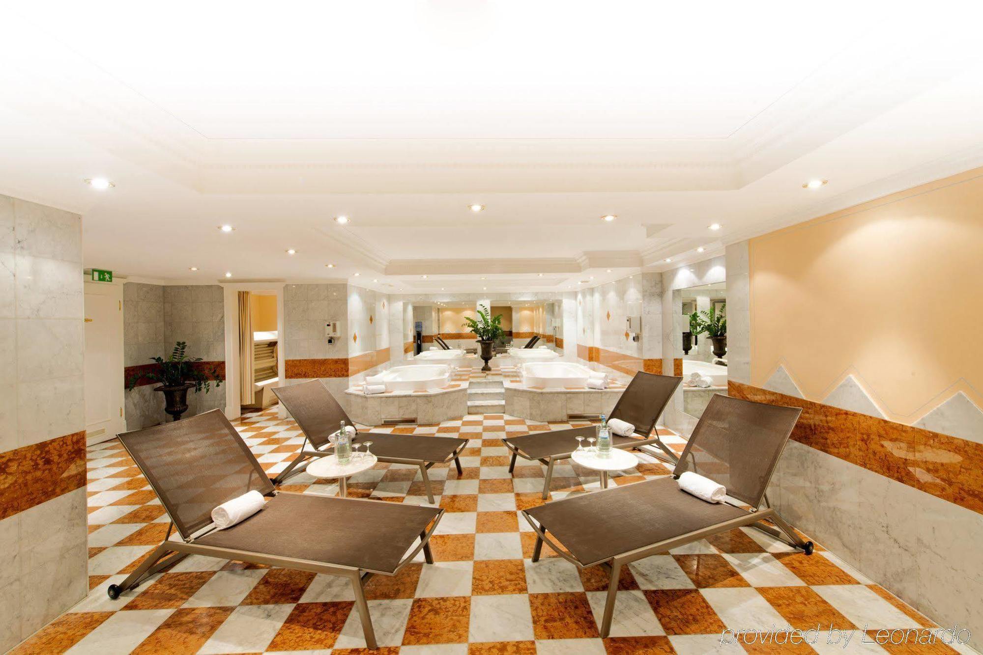 Dormero Hotel Halle Хале Екстериор снимка